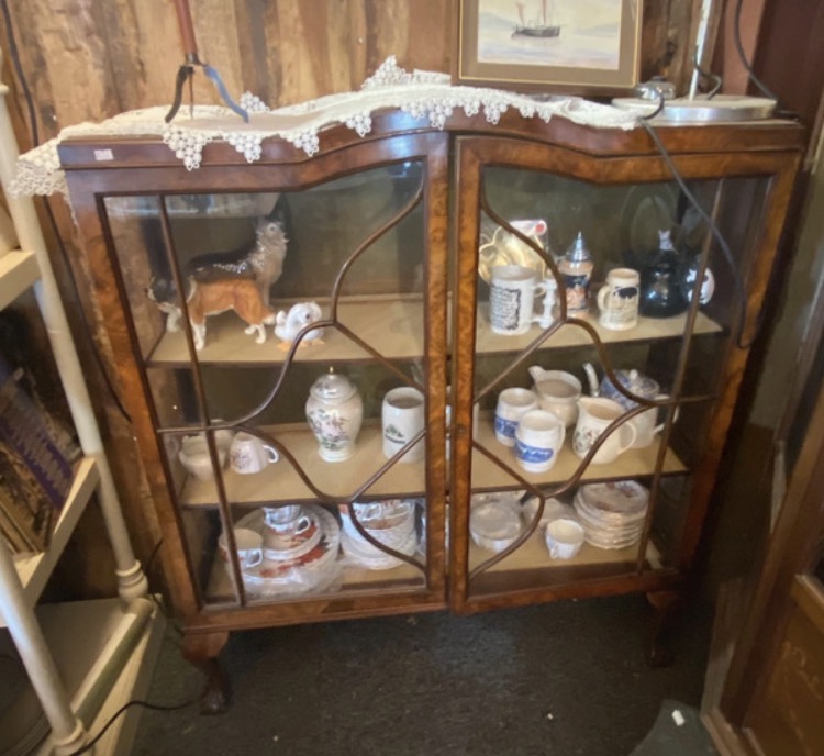Lot 169: 1930s Burr Walnut Display Cabinet with Original Key