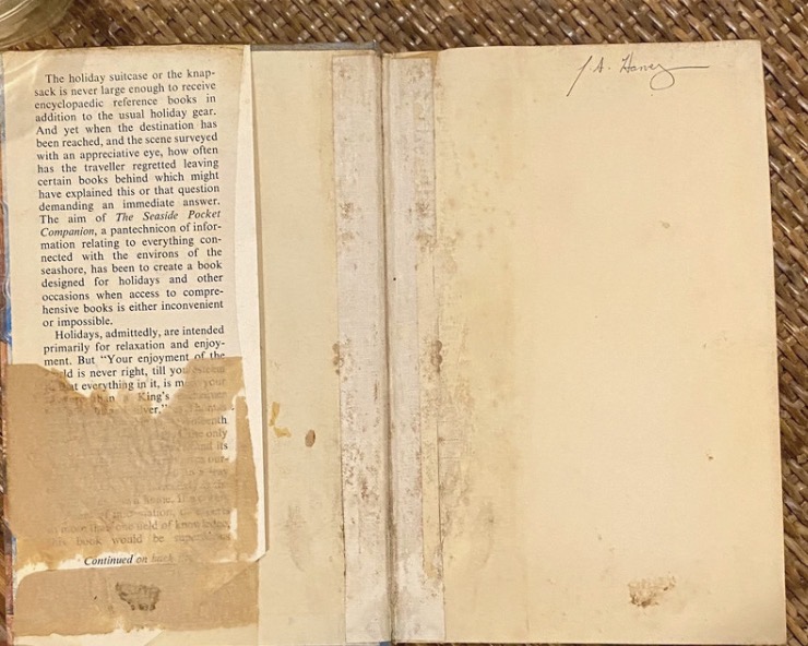 1956-1st-edition-hardcover-book-the-seaside-pocket-companion-by-hugh-stoker-140-3