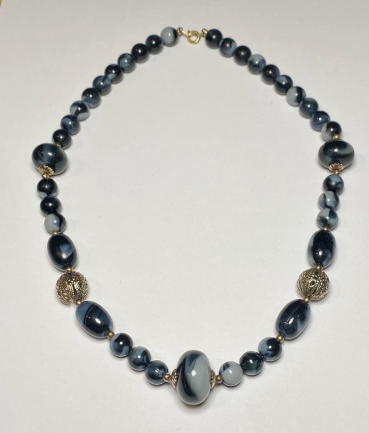 Lot 105: 1960s Marbled Blue Grey Lucite Bead Necklace — Graduated with Gold-Tone Filigree