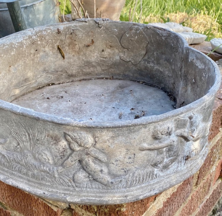 antique-heart-lead-planter-heavy-solid-lead-trough-cherub-dog-frieze-007-560