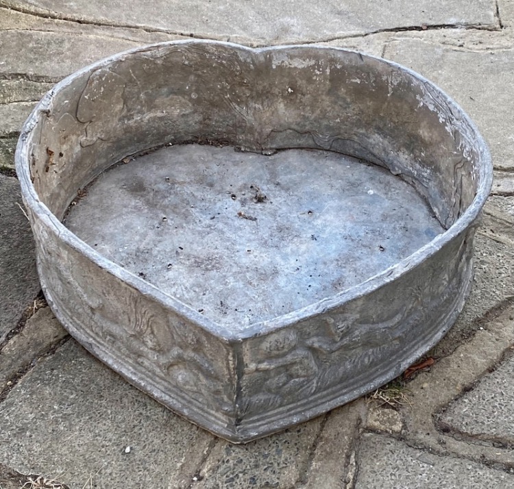 antique-heart-lead-planter-heavy-solid-lead-trough-cherub-dog-frieze-007-560