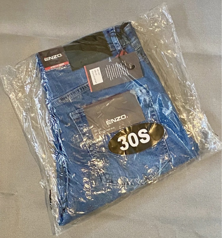 Lot 184: BNWT Enzo EZ 359 Light Blue Stretch Jeans — Size 30S