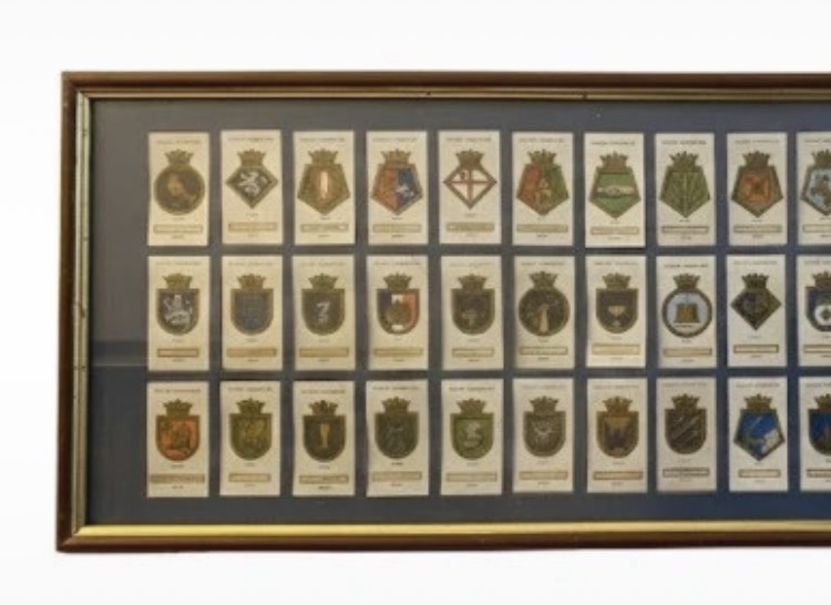 framed-1925-w-d-h-o-wills-cigarette-cards-ships-badges-full-set-147-3