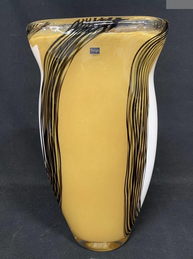 Lot 015: Large Svaja Art Glass Vase, 44cm