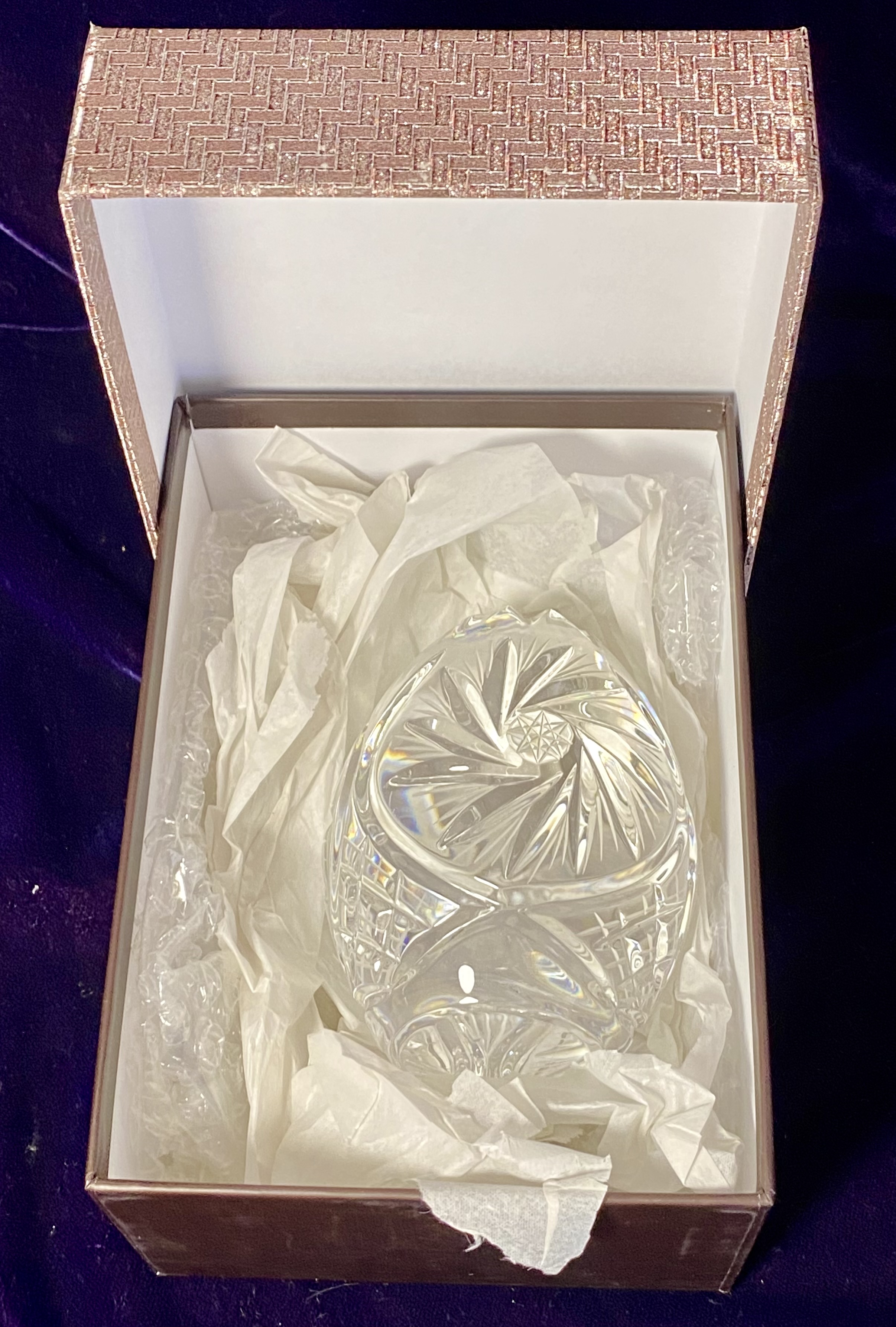 late-20th-century-cut-lead-crystal-egg-paperweight-pinwheel-starburst-059-7