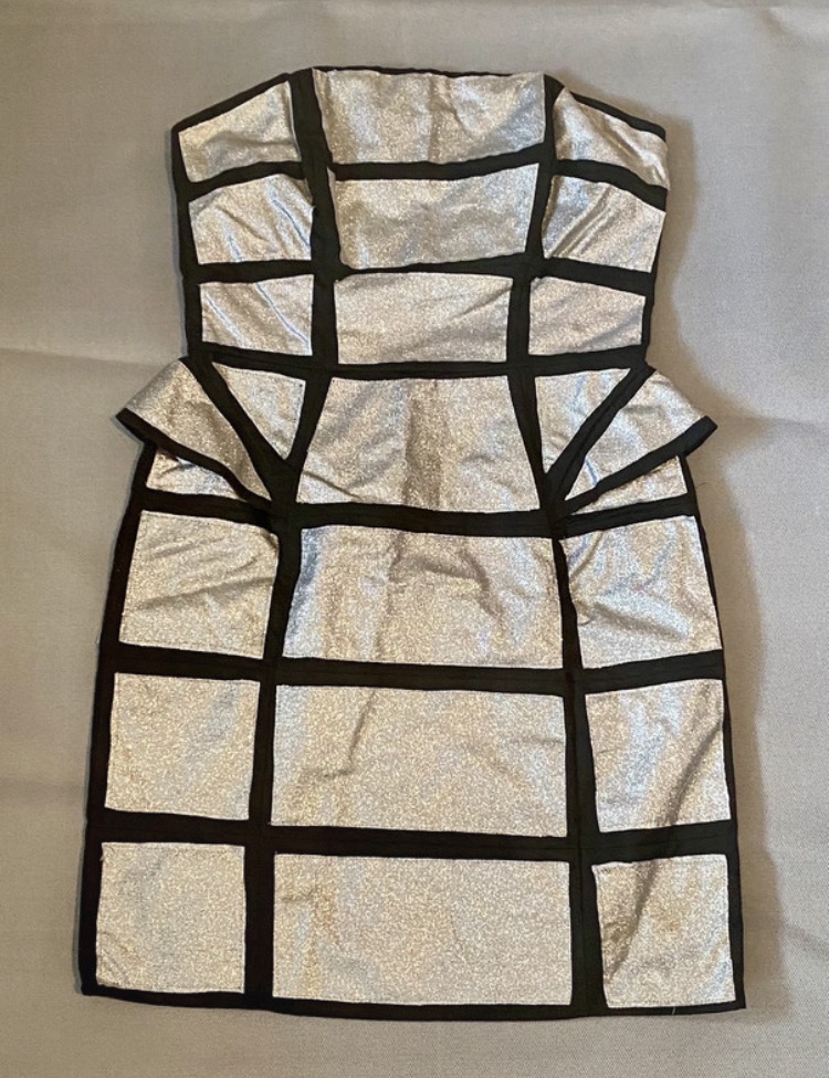 Lot 186: Lipsy London Silver Glitter Bandage Peplum Bodycon Dress UK 8