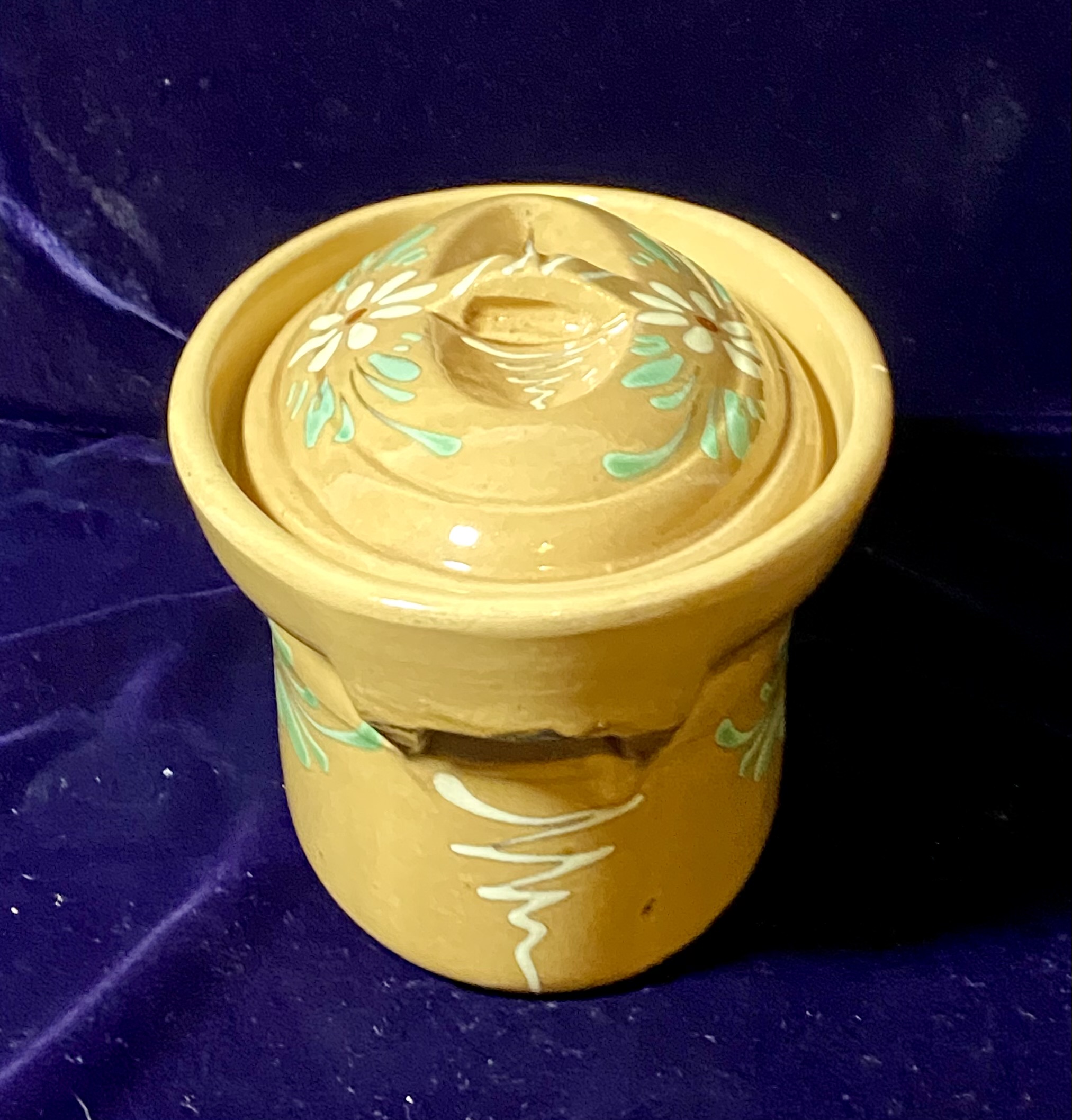 mid-to-late-20th-century-hb-earthenware-casserole-dish-floral-motif-051-2