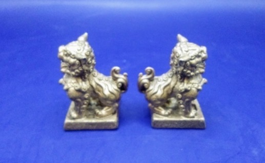 pair-of-chinese-gilt-metal-foo-dog-seal-stamps-156-3