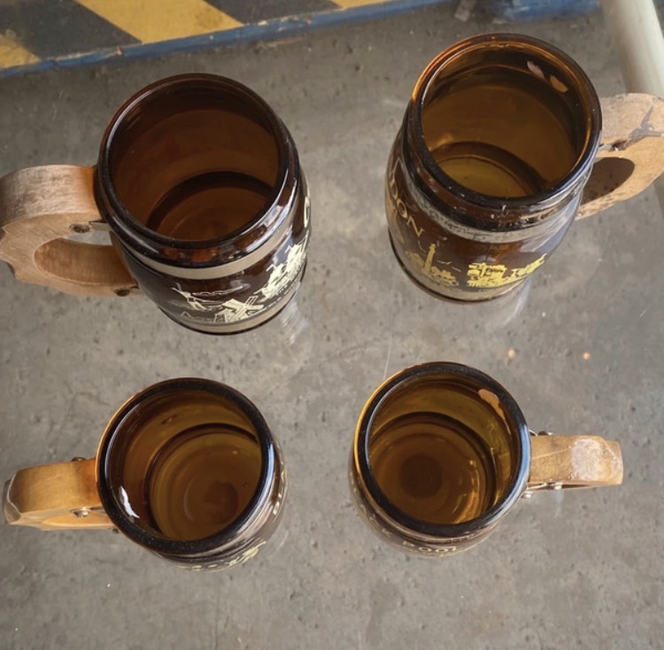 set-of-four-1960s-amber-glass-barrel-mugs-cape-cod-london-blackpool-095-4