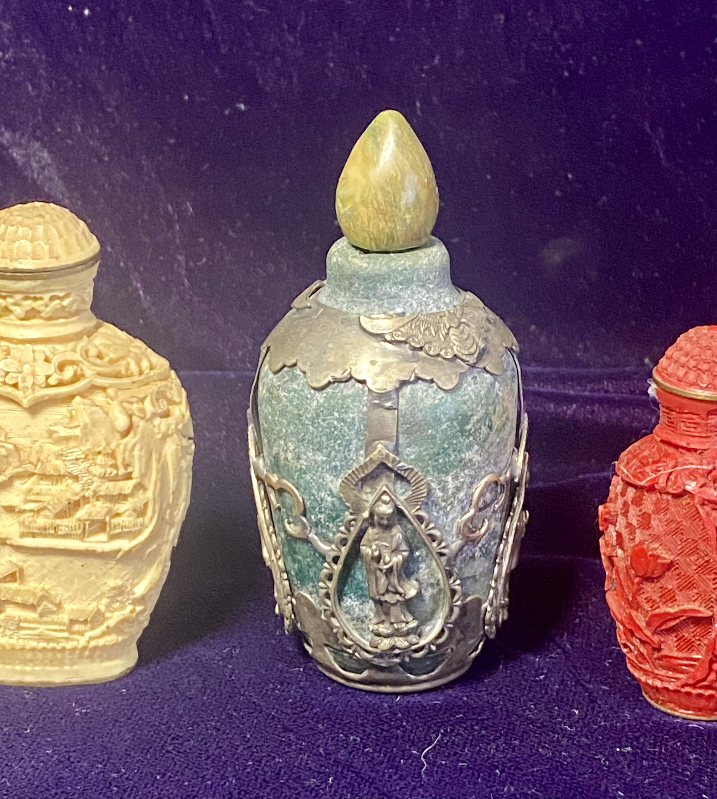 set-of-four-late-20th-century-chinese-export-style-snuff-bottles-66-2