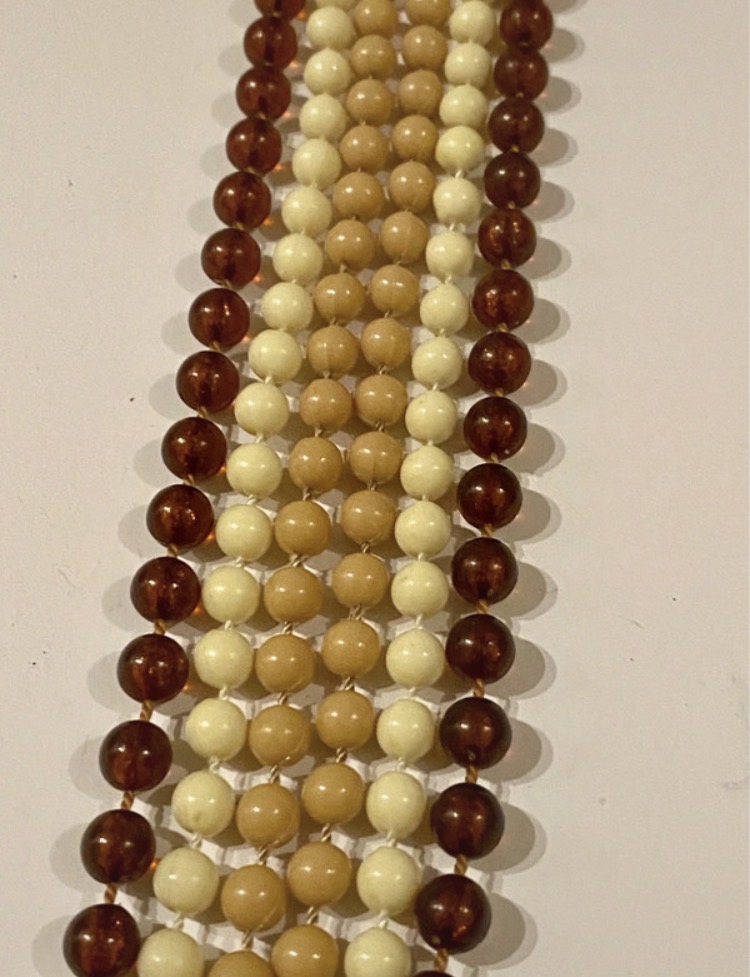 set-of-three-mid-century-bead-necklaces-cream-mottled-brown-amber-116-3