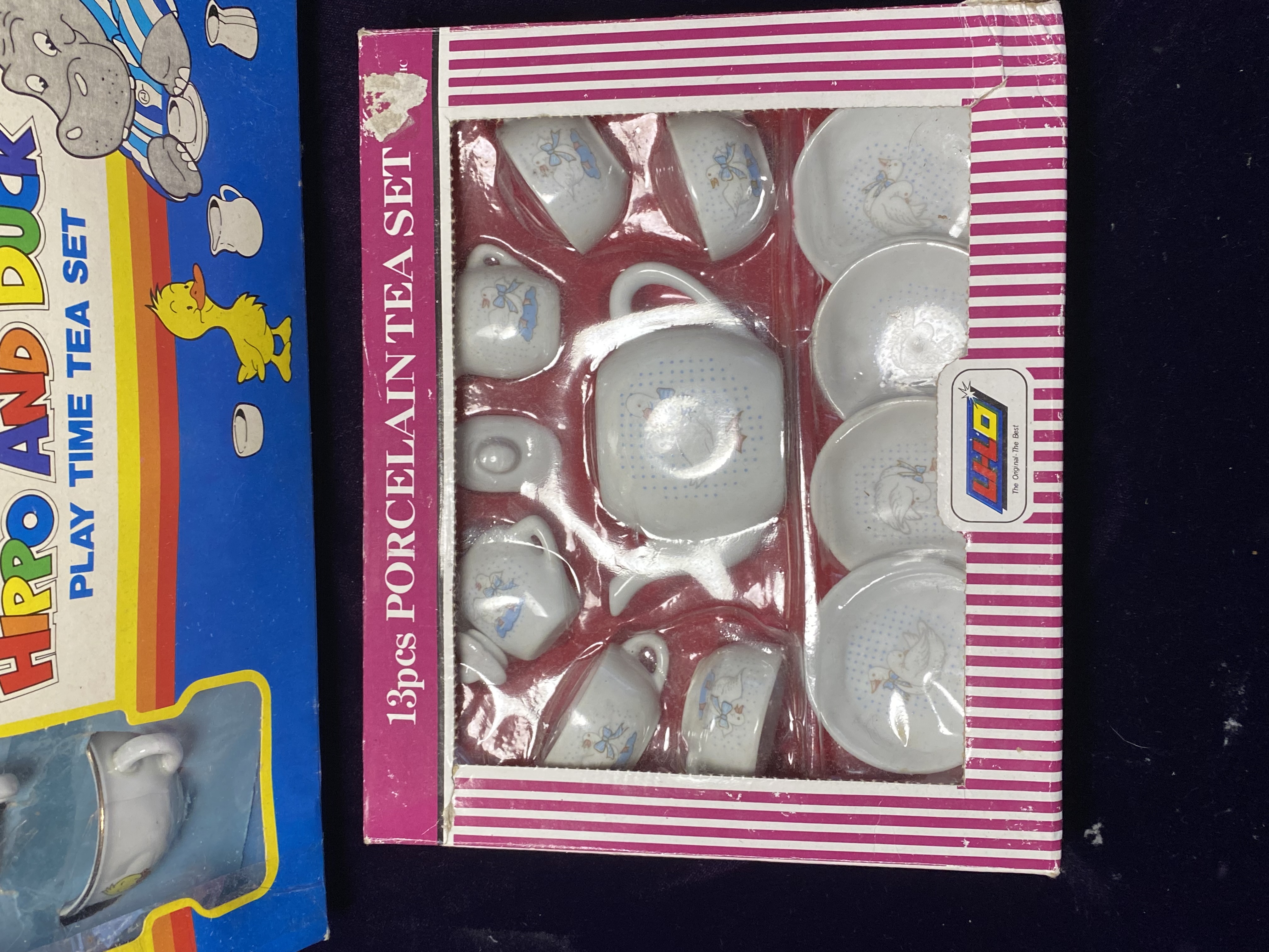 set-of-three-vintage-children-s-tea-sets-various-designs-084-3