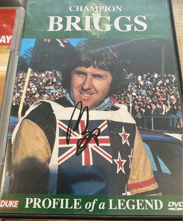 speedway-memorabilia-collection-with-barry-briggs-signatures-044-8
