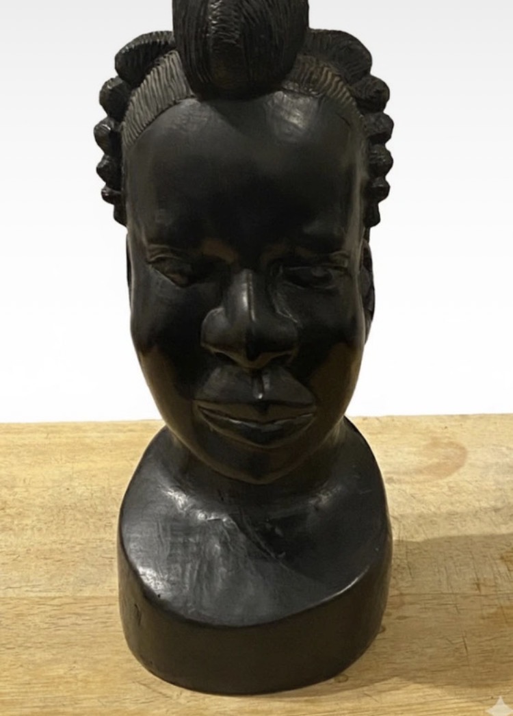 Lot 030: Vintage African Ebony Hand-Carved Tribal Bust