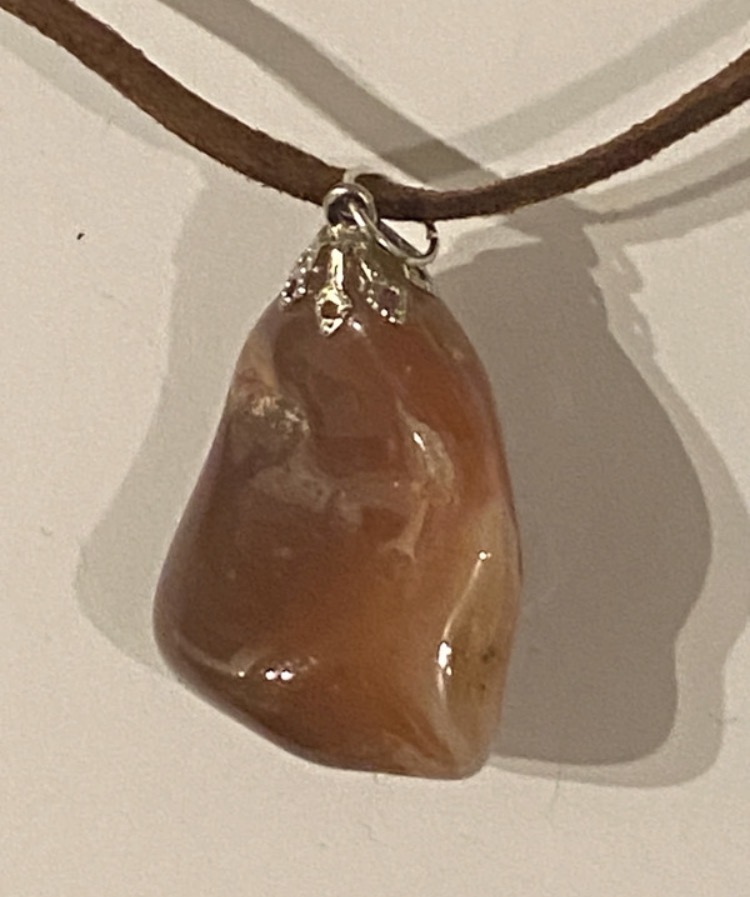 vintage-boho-carnelian-stone-necklace-suede-leather-cord-119-3