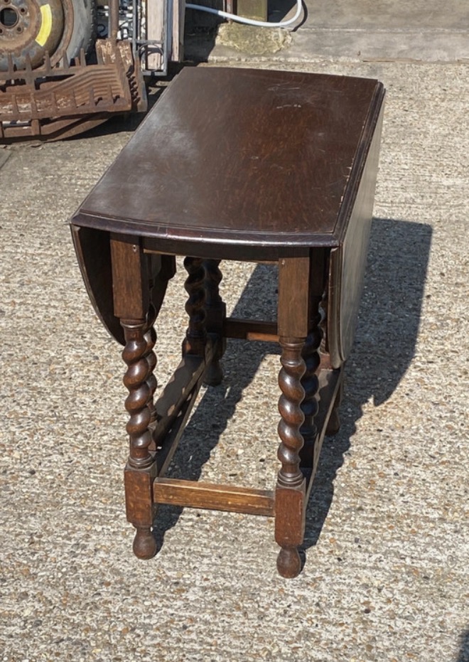 vintage-oak-gateleg-table-with-barley-twist-legs-002-7
