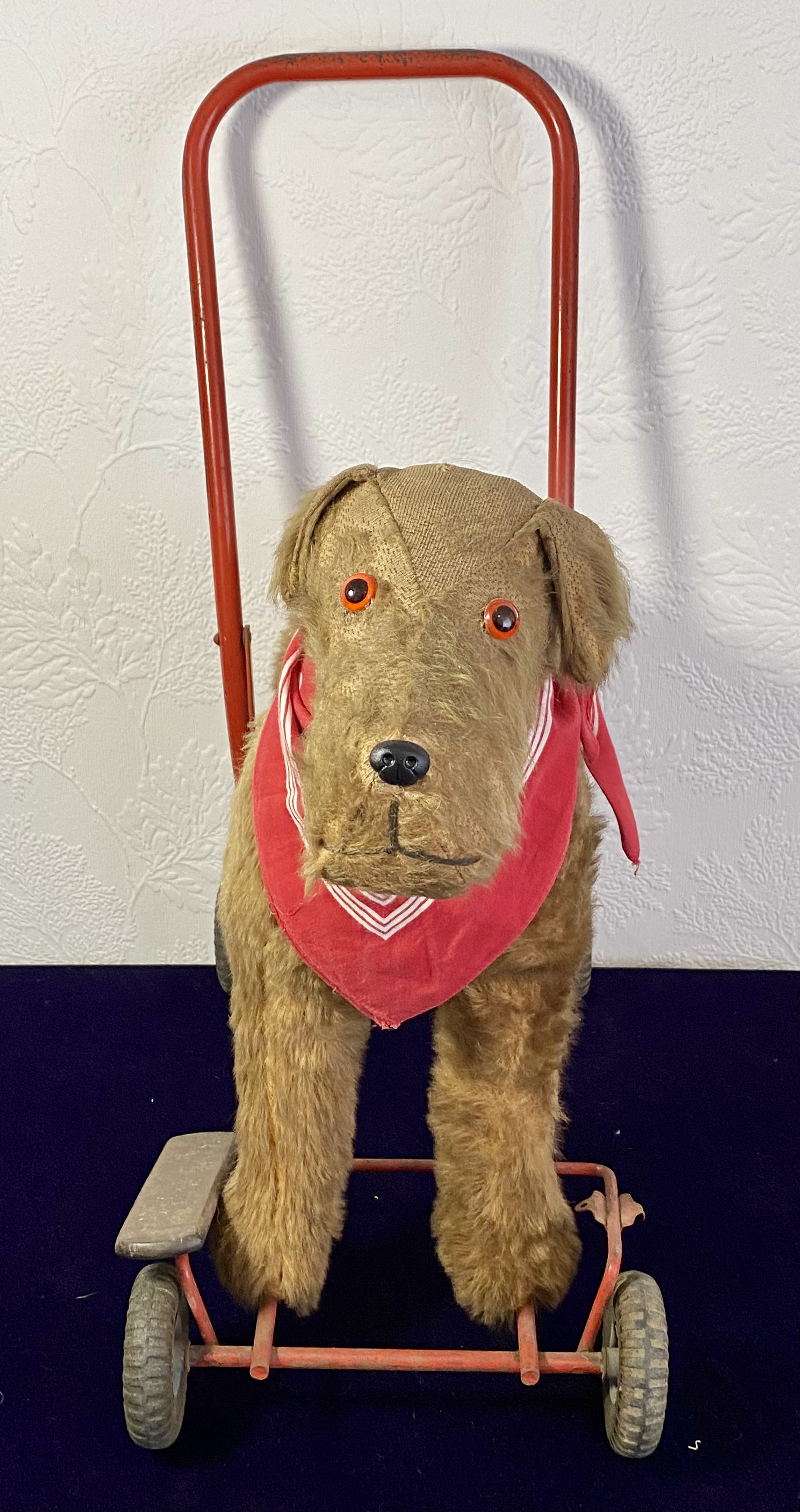 vintage-push-along-dog-toy-nursery-animal-ride-on-088-2